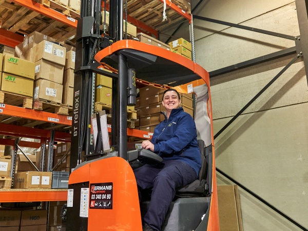 Europäisches Bestandsmanagement von Higo-Steckverbindern