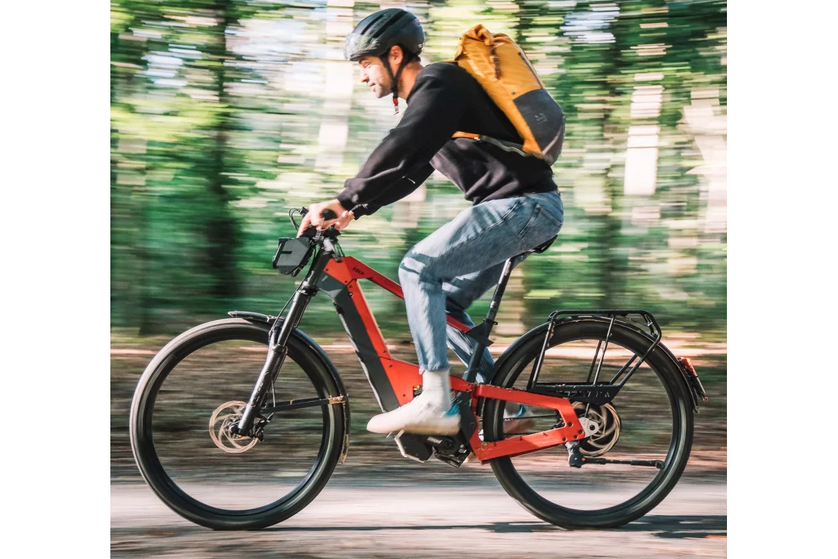 Stylish & lightweight e-bikes