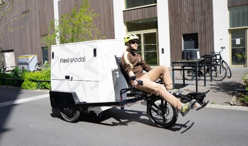 Easy plugging & unplugging trailers