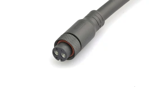 Female cable connector