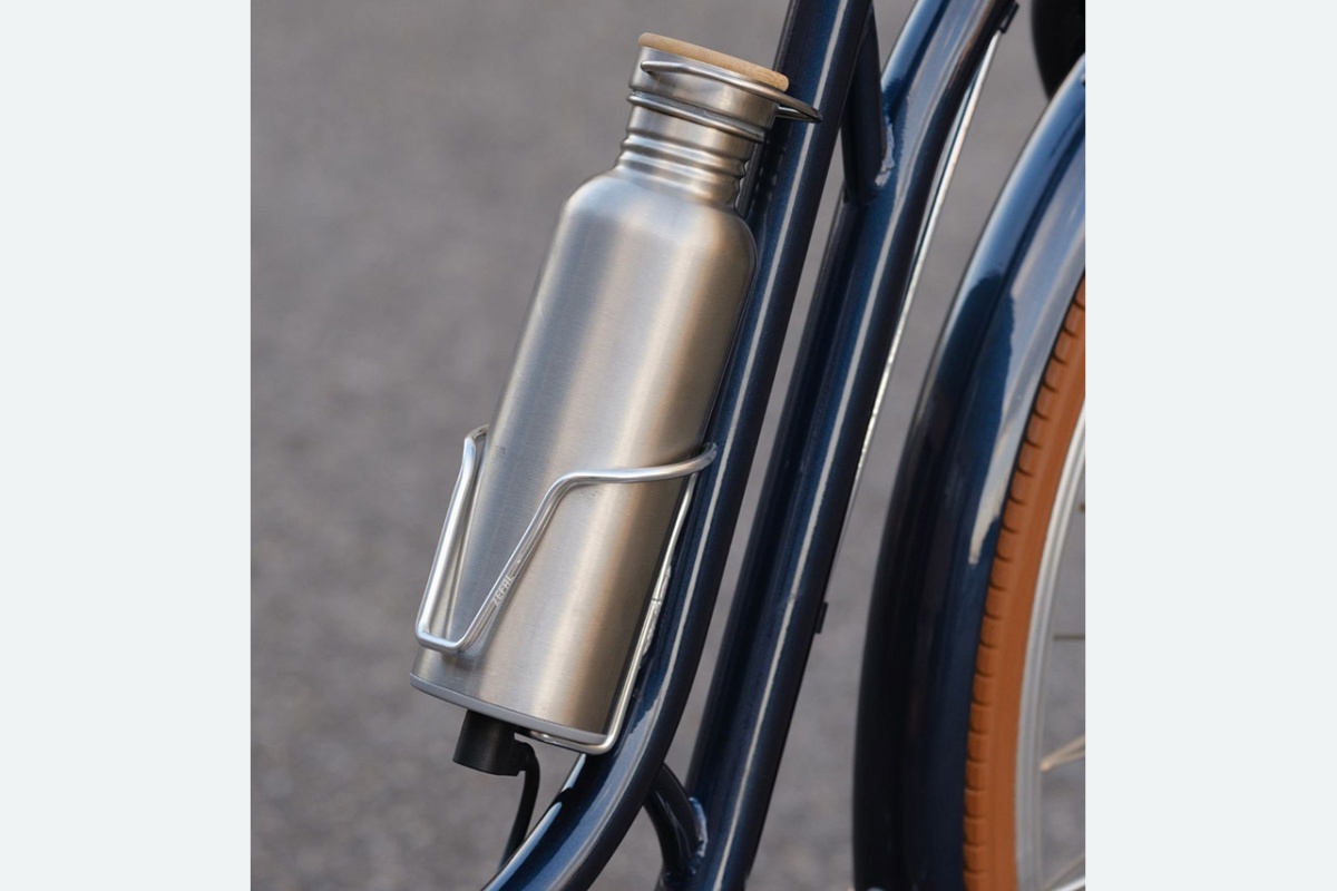 Le connecteur de batterie compact transforme un vélo classique en vélo électrique