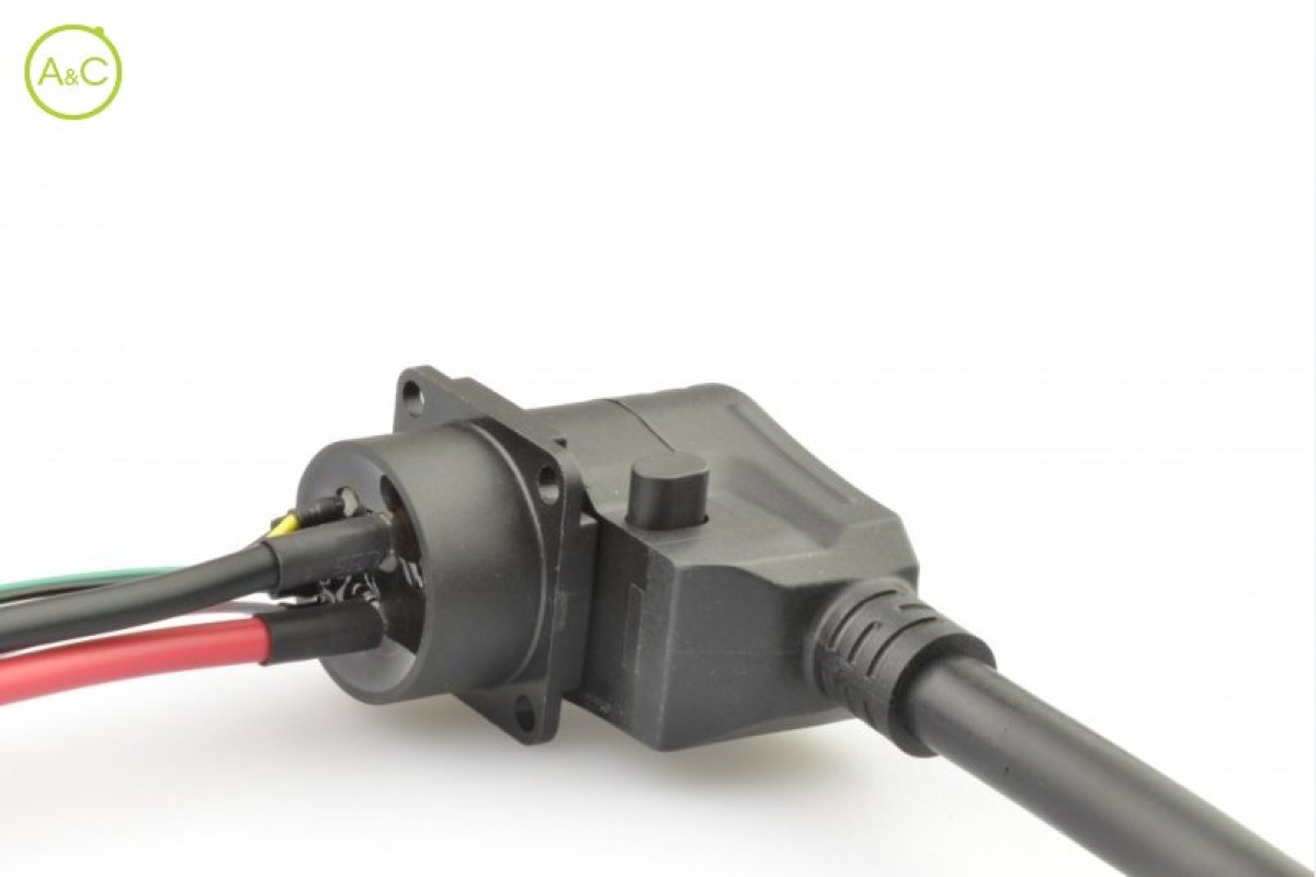 C'est le pouvoir de personnalisation de Higo qui fait la différence dans les connecteurs de batterie pour vélos électriques
